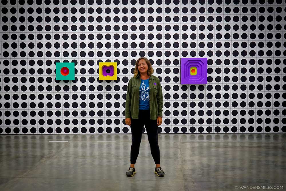 Looking at exhibitions at Modern Art Museum of Medellin (MAMM)