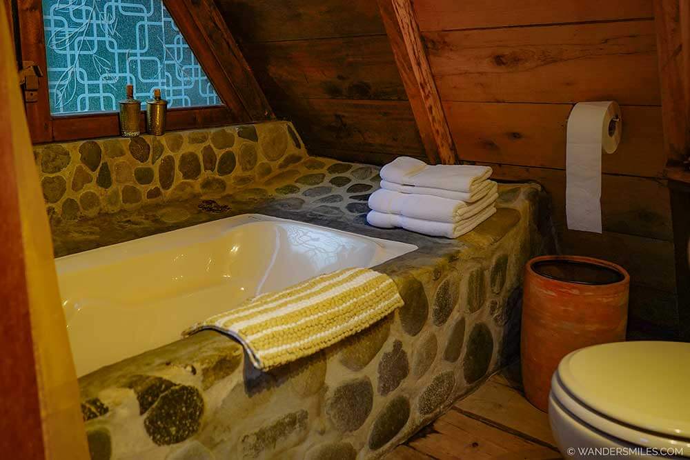 Bathroom in the cabana at El Monte Eco-Lodge, Mindo Cloud Forest