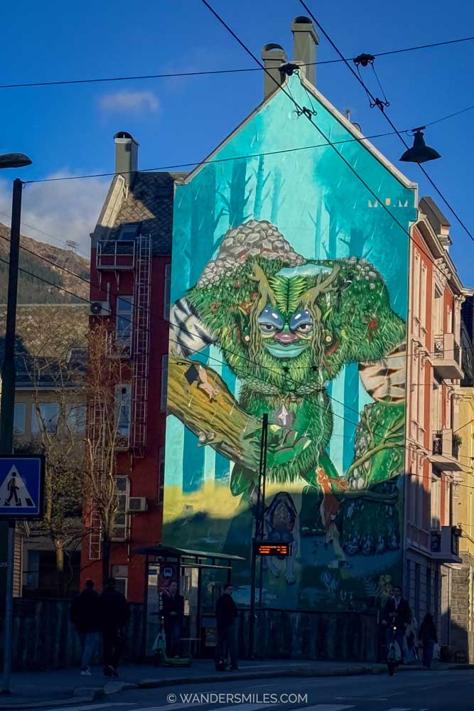 Mural in Bergen: Norwegian troll by M.u.M