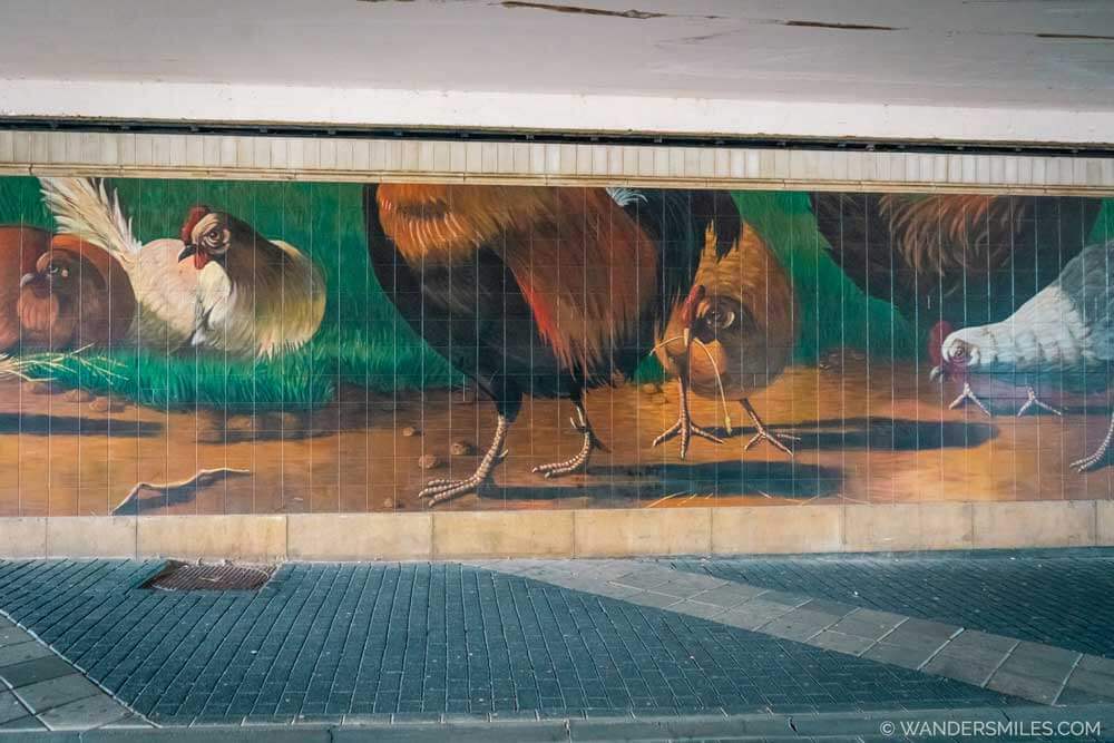 Street art in Eindhoven: Kofferbak-kippen by De Strakke Hand