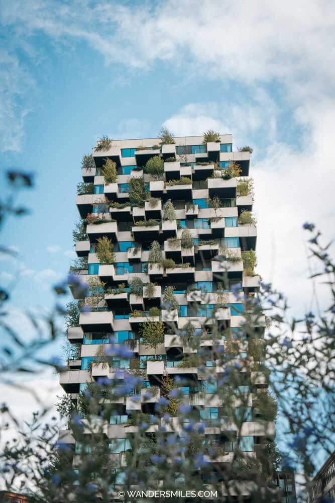 Trudo Tower: A residential block with greenery from the balcony, localed in Strijp-S, Eindhoven